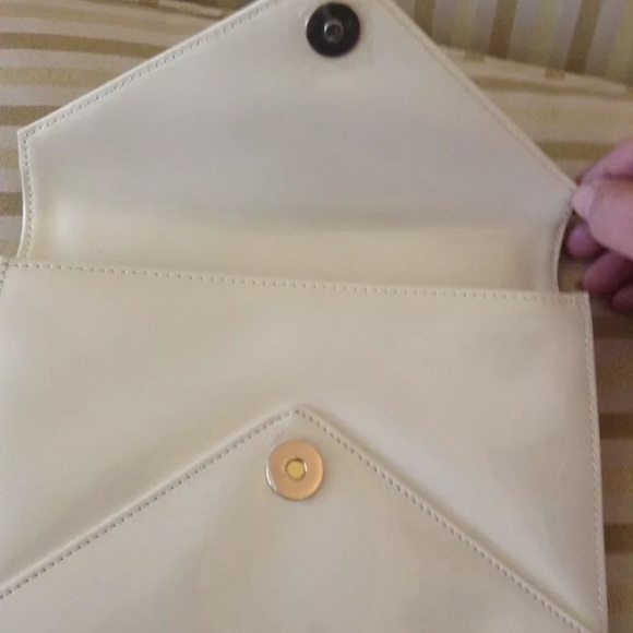 NWOT Pandora Cream Clutch Wristlet Purse. - Picture 7 of 8